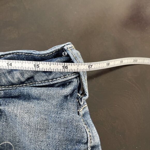 Silver Jeans Co. Distressed Cuffed Boyfriend Jean Shorts Sz 32, #L53608EAE205 - Picture 8 of 10